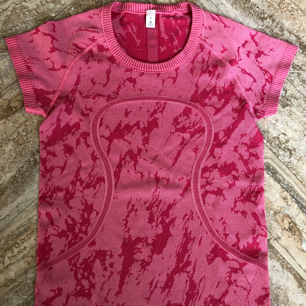 Lululemon Swiftly Tech Short Sleeve